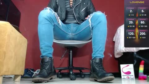 Tom online show from 02-11-25, 12:05