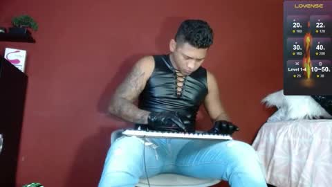 Tom online show from 02-17-25, 09:56