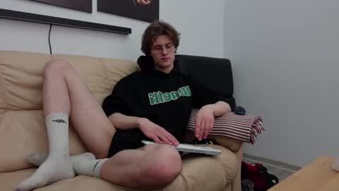 Snapshot of tom_chance chatting on 12-18-24, 10:57 tom online show from 12-18-24, 10:57