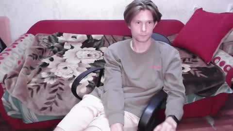 Snapshot of tom_elmo chatting on 10-01-25, 12:27 Tom Elmo online show from 10-01-25, 12:27