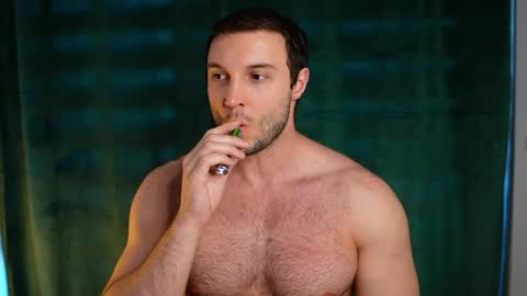 Tom online show from 04-25-26, 04:04