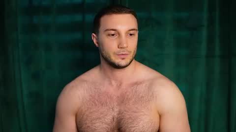 Snapshot of tom_fordd chatting on 06-11-26, 12:14 Tom online show from 06-11-26, 12:14