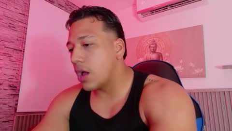 Tom muscle1 online show from 01-07-26, 12:07