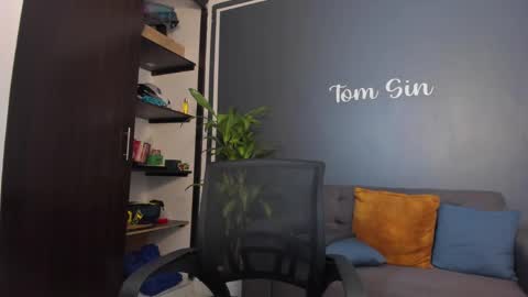 Tom Sin online show from 01-02-25, 10:33