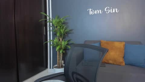 Tom Sin online show from 01-22-25, 12:27