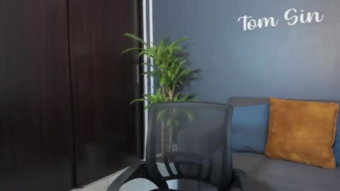 Tom Sin online show from 01-24-25, 08:00