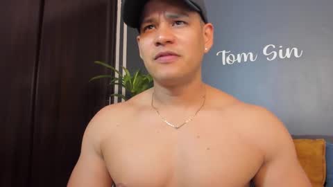 Tom Sin online show from 02-10-25, 09:58