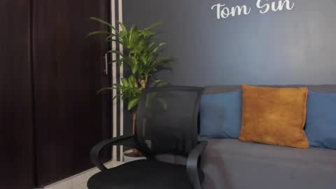 Tom Sin online show from 02-13-25, 10:22