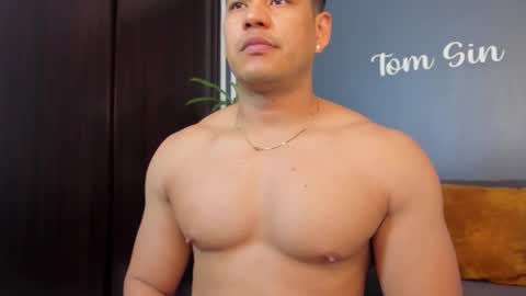 Tom Sin online show from 02-17-25, 08:58