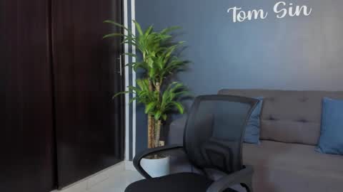 Tom Sin online show from 03-03-25, 08:54