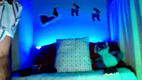 tomas gerauld. make me happy with 10000 tokens online show from 12-23-24, 02:02