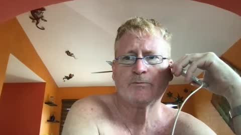 Hola online show from 09-26-25, 06:45