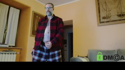 Tomas Milian online show from 12-15-24, 01:02