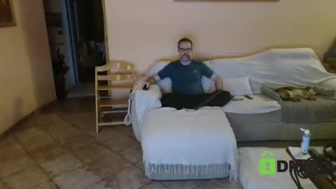 Tomas Milian online show from 11-21-25, 11:14