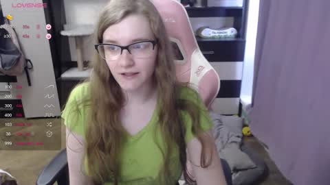 tomato_tease online show from 09-17-25, 02:08