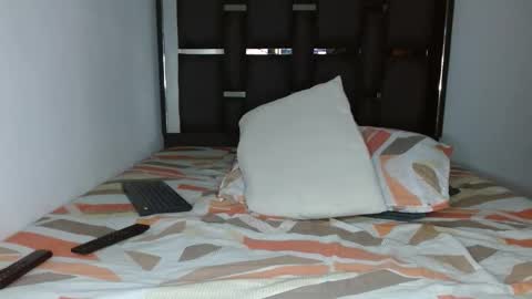 tomaz_18 online show from 02-01-26, 04:00