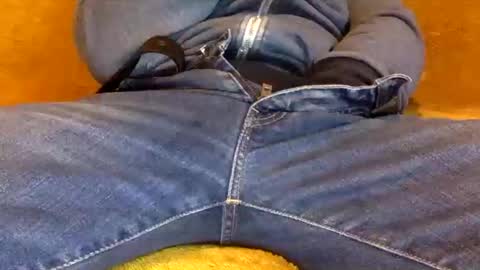 tombi125 online show from 10-09-25, 04:38