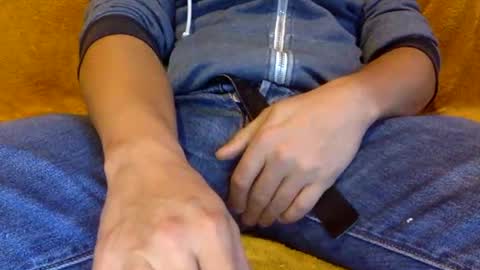 tombi125 online show from 10-12-25, 04:50