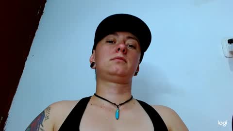 Blue online show from 01-24-25, 01:45