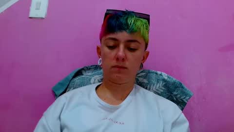 Blue online show from 09-15-25, 06:52