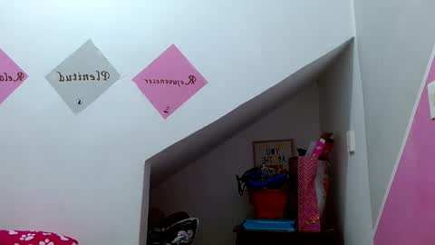 Blue online show from 10-09-25, 04:49