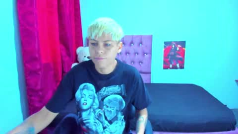 tomboygirl69 online show from 02-02-25, 03:39