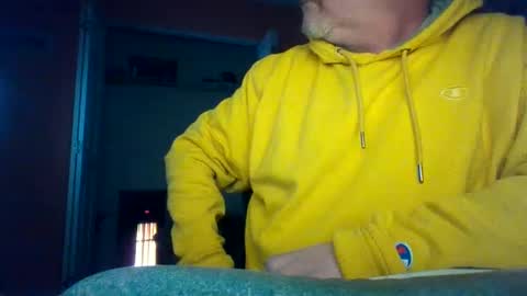 tomcat4848 online show from 02-05-25, 11:44