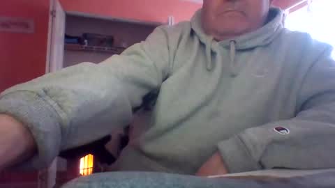 Snapshot of tomcat4848 chatting on 12-01-25, 04:56 tomcat4848 online show from 12-01-25, 04:56