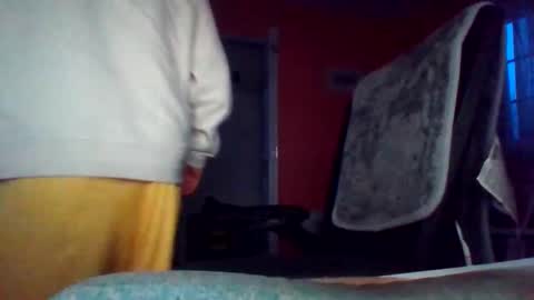 Snapshot of tomcat4848 chatting on 12-13-25, 09:42 tomcat4848 online show from 12-13-25, 09:42