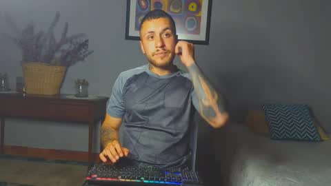 tomDavisXl online show from 03-22-26, 01:53