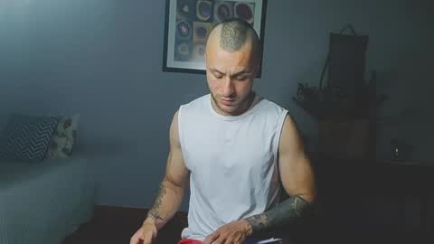 tomDavisXl online show from 05-18-26, 01:45