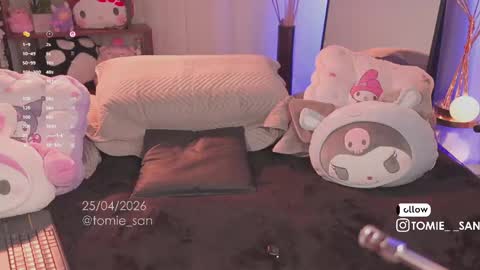  Tomie  online show from 04-25-26, 01:41