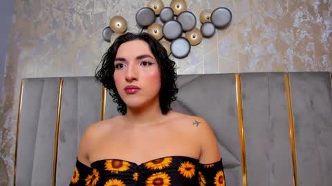 Snapshot of tomlondon_ chatting on 01-31-25, 11:46   online show from 01-31-25, 11:46