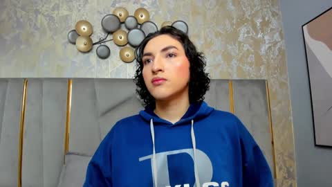 Snapshot of tomlondon_ chatting on 02-04-25, 11:49   online show from 02-04-25, 11:49