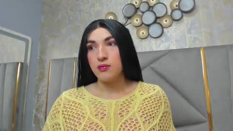 Snapshot of tomlondon_ chatting on 02-07-25, 11:45   online show from 02-07-25, 11:45