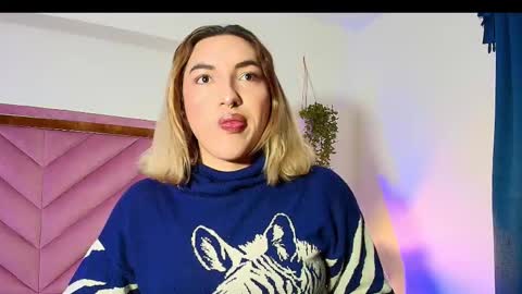 Snapshot of tomlondon_ chatting on 09-30-25, 12:10   online show from 09-30-25, 12:10