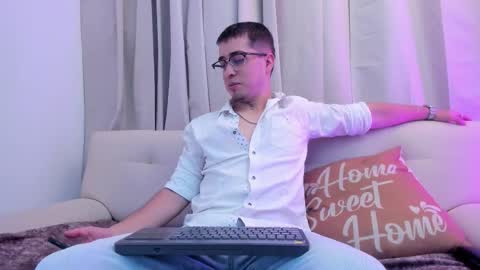 Tomas online show from 02-11-26, 03:55