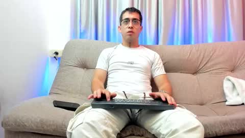 Tomas online show from 03-01-26, 02:13