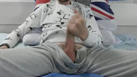 tommaso9046 online show from 10-31-25, 05:25