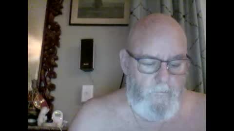 Snapshot of tommierose chatting on 01-10-25, 11:11 Tommie online show from 01-10-25, 11:11