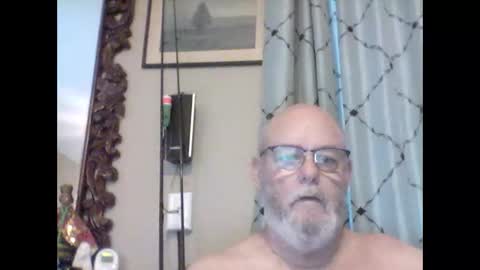 Snapshot of tommierose chatting on 11-14-25, 12:15 Tommie online show from 11-14-25, 12:15