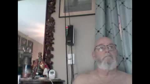 Snapshot of tommierose chatting on 11-23-25, 12:27 Tommie online show from 11-23-25, 12:27