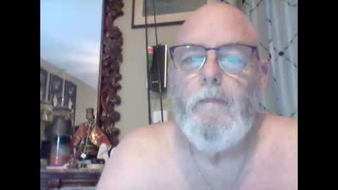 Snapshot of tommierose chatting on 11-25-25, 12:27 Tommie online show from 11-25-25, 12:27