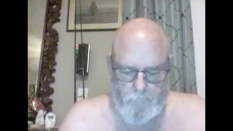 Snapshot of tommierose chatting on 12-05-25, 11:30 Tommie online show from 12-05-25, 11:30