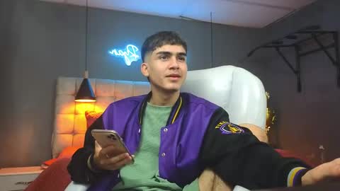 Tommy  online show from 02-11-25, 07:02