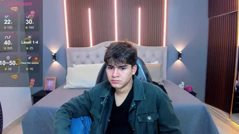 Snapshot of tommy18__ chatting on 11-23-25, 03:28 Tommy online show from 11-23-25, 03:28