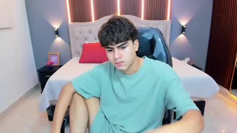 Tommy  online show from 04-28-26, 03:22