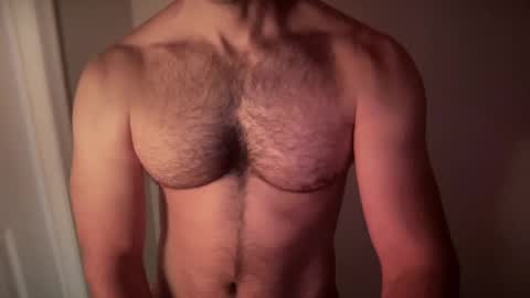 Snapshot of tommy4193 chatting on 09-18-25, 04:31 Tommy online show from 09-18-25, 04:31