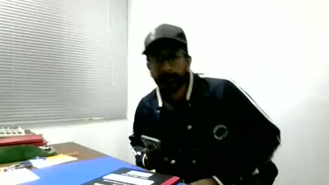 Snapshot of tommy_007_vercetti chatting on 05-20-26, 03:18 Tommy Vercetti online show from 05-20-26, 03:18