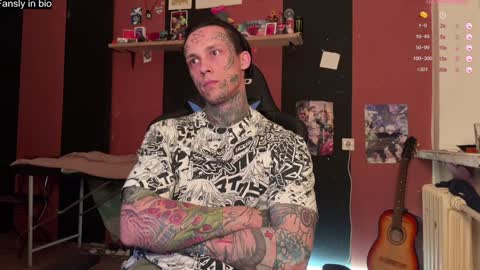 Tommy and Katana online show from 01-09-25, 05:33